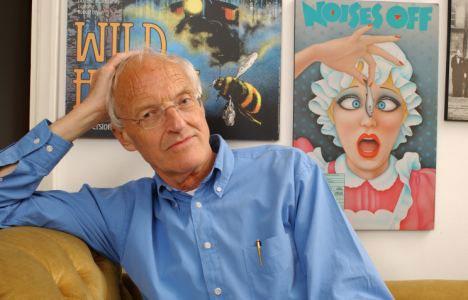 7 A NOISE WITHIN 2017/18 REPERTORY SEASON Spring 2018 Audience Guide Noises Off ABOUT THE PLAYWRIGHT: MICHAEL FRAYN Michael Frayn is an English playwright, novelist, and translator, currently living