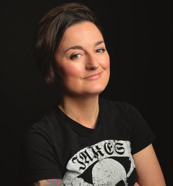 Zoe Lyons: Entry Level Human This hugely popular comic returns with a fresh crop of quickfire
