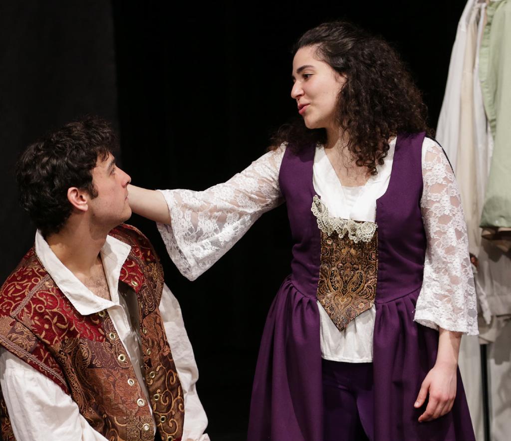 Article Why Bilingual Shakespeare? The first Shakespeare production I saw that featured Latinx actors and Spanish asides at its center was Oregon Shakespeare Festival s Romeo and Juliet.