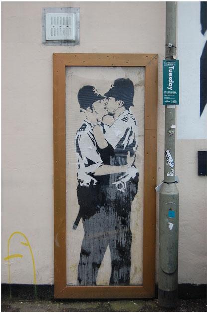 International Journal of Heritage Studies 377 well-publicised case, such measures proved incapable of protecting a Banksy artwork in Melbourne when someone, commonly assumed to be a local rival,