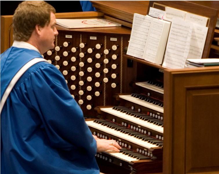 Lenten Noontime Organ Recitals Wednesdays, March 12, March 19, March 26, April 2, April 9 and April 16, 2014 12:00-12:30 p.m. The spectacular Ruffatti pipe organ is featured in six Lenten organ recitals offered by our Director of Music, Brice Gerlach.