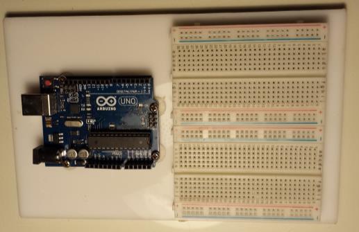 o Start Arduino software so that computer connects to the microcontroller Software is available at <https://www.arduino.cc/> if needed.