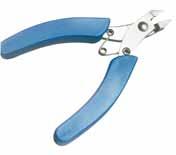 Flat blade nippers to cut the excess conductors after CCS Easy Crimp free jacks crimping.