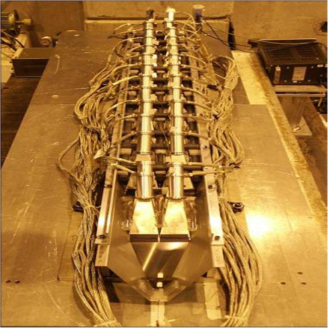 4 Photograph of the fully instrumented CASTOR octant prototype installed on top of the moving table at the CERN/SPS H2 line (Aug. 2007) Fig.