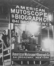 PORAST KONKURENCE Konkurenca je bila vedno različna, vendar je vedno bila med prvimi American Mutoscope Company, ki se je potem preimenovala v AM&B (American Mutoscope and Biography Company).