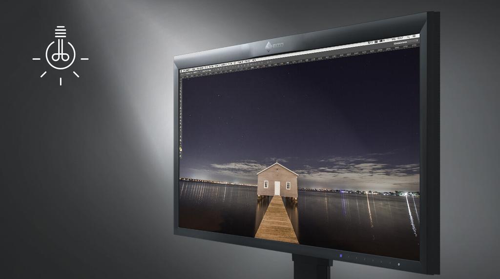 This means that you can view and edit your film material as it was taken. The monitor hood reduces reflection and brightness on the screen and helps protect your eyes.