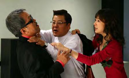 The Customer Is Always Right Son-nim-eun Wang-i-da 손님은왕이다 Directed by OH Kee-hyun 2006, 104min, 35mm, 9360ft, 1.