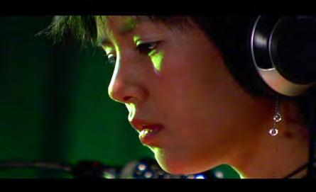 Inner Circle Line Naebu Soonhwanseon 내부순환선 Directed by CHO Eun-hee 2006, 82min, Sony HD Cam, Color Cast YANG Eun-yong, BAE Yong-kun, JUNG Yu-mi Producer KIM Mi-jung, Alan T.