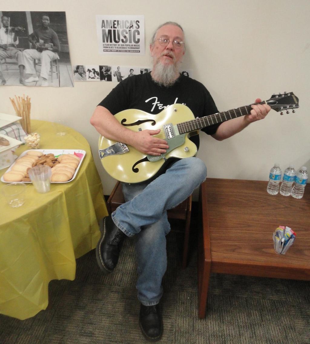 display, and special episodes of KSLU radio shows Rock School and BAM: Bluegrass and More.