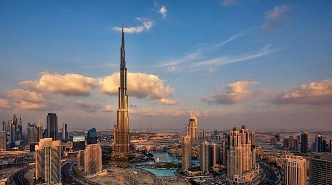 DUBAI CITY TOUR The historic sites and vibrant cosmopolitan life of Dubai on this comprehensive experience will give the guests an introduction to the destination.
