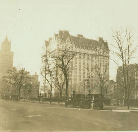 The Plaza Hotel 1924 : The Plaza Naked 2013 : The Plaza Covered The Plaza in 1924