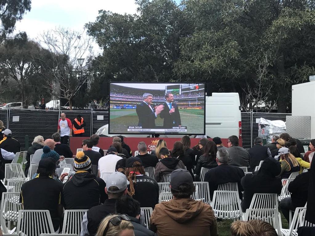 TV BROADCAST MCG, VIC Grand Final TV Broadcast Carlton Draught had two Screen 6 s placed in their outdoor beer garden for the Richmond vs Adelaide Grand Final The