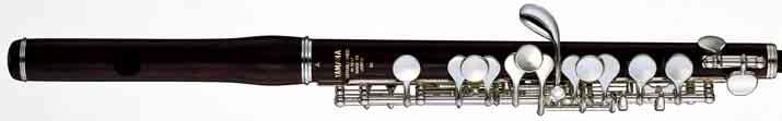 (silver lip plate) 81R/62R: Wave Style Headjoint YPC-32 ABS resin body headjoint & keys, With E mechanism Alto & Bass Flutes Model Key types Key systems Toneholes Headjoint Lip plate Body & & riser