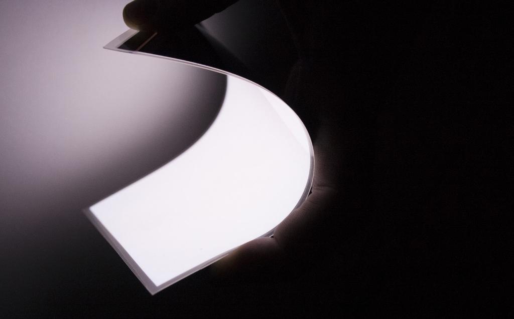 Surelight EL Panel range are supplied pre-encapsulated (laminated) unless otherwise requested at the time of ordering. Lamination protects against moisture and mechanical damage. 70 0.26 0.36 80 0.