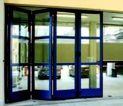 Ditec Dor External actuating arm for folding doors with articulated leaves Minimum space with maximum function Simple and reliable Ditec Dor actuates folding doors with two articulated leaves, up to