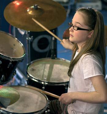 Contributors Trinity developed the Drum Kit syllabus with input from a team of teachers, specialist musicians and composers with a variety of musical backgrounds and training.