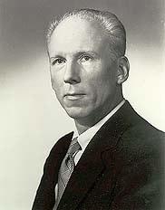 http://www.pbs.org/sleighride/biography/bio.htm Leroy Anderson June 29, 1908 May 18, 1975 Leroy Anderson was born in Cambridge, Massachusetts to Swedish parents.