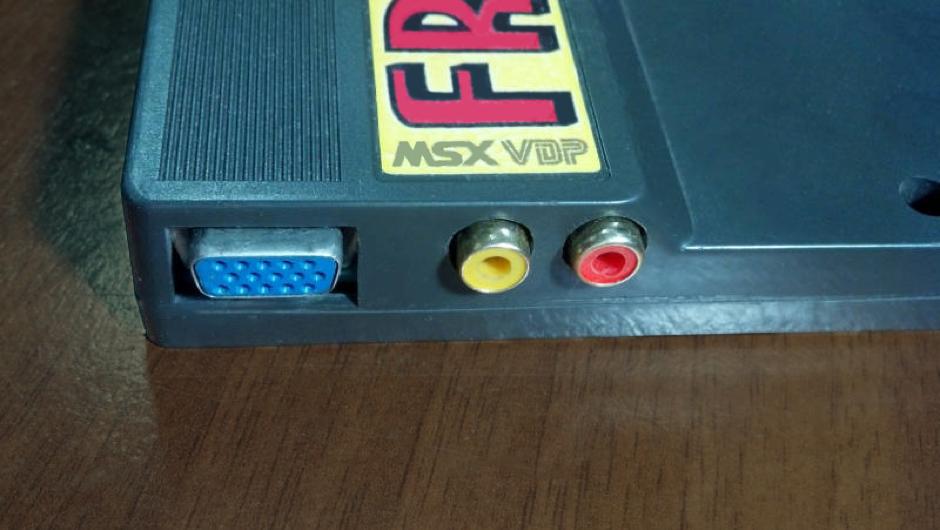 Connect the VDP pin- 30 (CSYNC) to the pins 4 and 5 of the 74HCT32. Connect the 74HCT32 pin- 6 to the pin- 13 of DE- 15 connector (indicated by the blue arrow in the picture above).