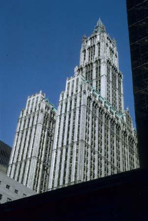 One of the things I love about the Woolworth Building is the way it seems to look up to something.
