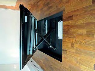 The rear cabinet is designed to contain BeoSystem 3 in the centre of the cabinet,