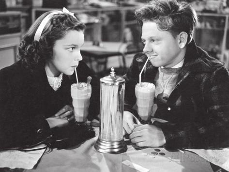 v=f6pv8dg076m MICKEY ROONEY s relationship with Judy Garland dates all the way back to when they were named Joe Yule and Frances Gumm, respectively.