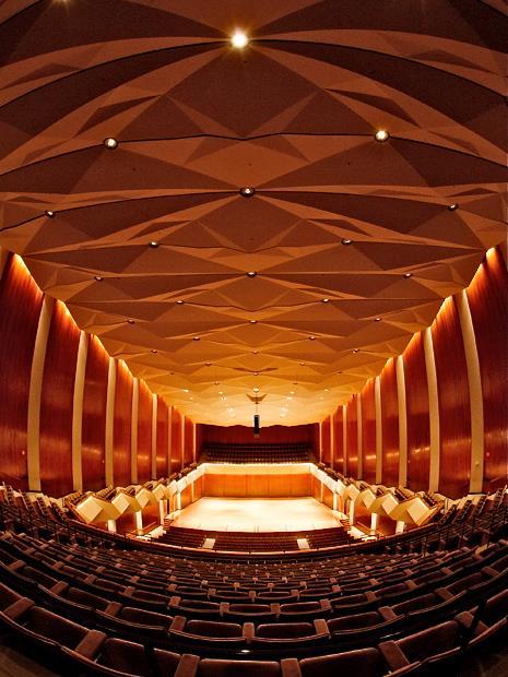 Aleweidat 1 I. Introduction Musicians and concertgoers alike know the importance of good concert hall acoustics.