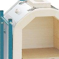 The material used in the kiln door and back is free of ceramic fibre, thus reducing weight.