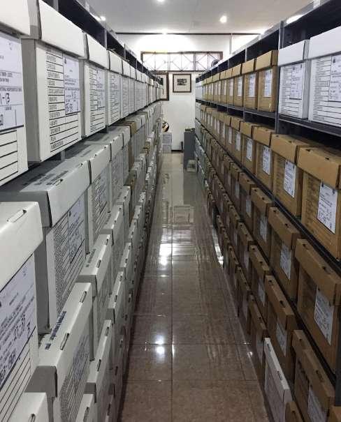 Description of the institution The National Archives is organized under the Minister of State Administration and is responsible for promoting the recovery and reconstitution of documents by