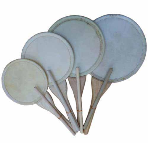 Uchiwa-daiko (oo-chi-wah DIE-koh) A small, hand-held drum; skin is stretched over a hoop and a handle is attached.