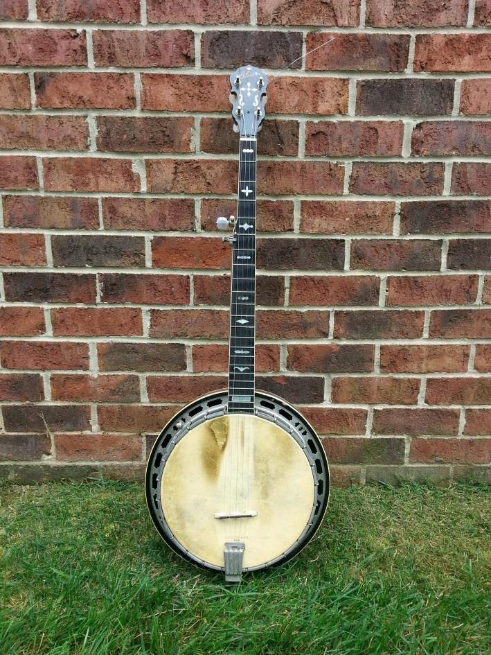 A reproduction of a 1850s James Ashborn banjo,