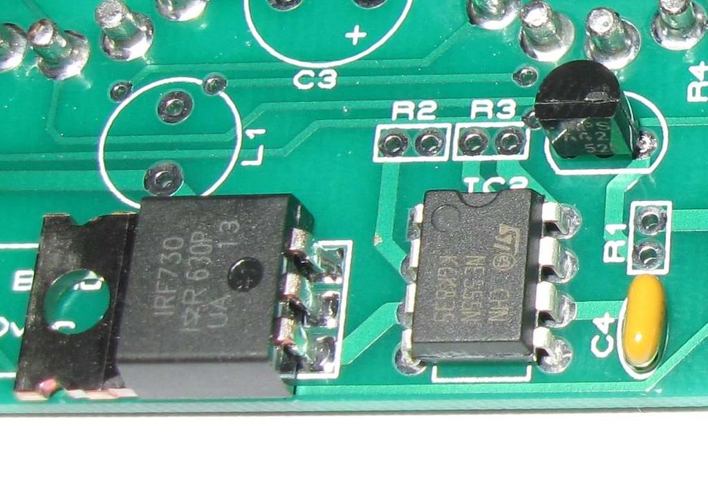 4.4 IC1 and Q1 IC1 and Q1 look very similar, so be careful to identify them correctly by the white marking on each component. The leads should not need to be formed, just separated a little.