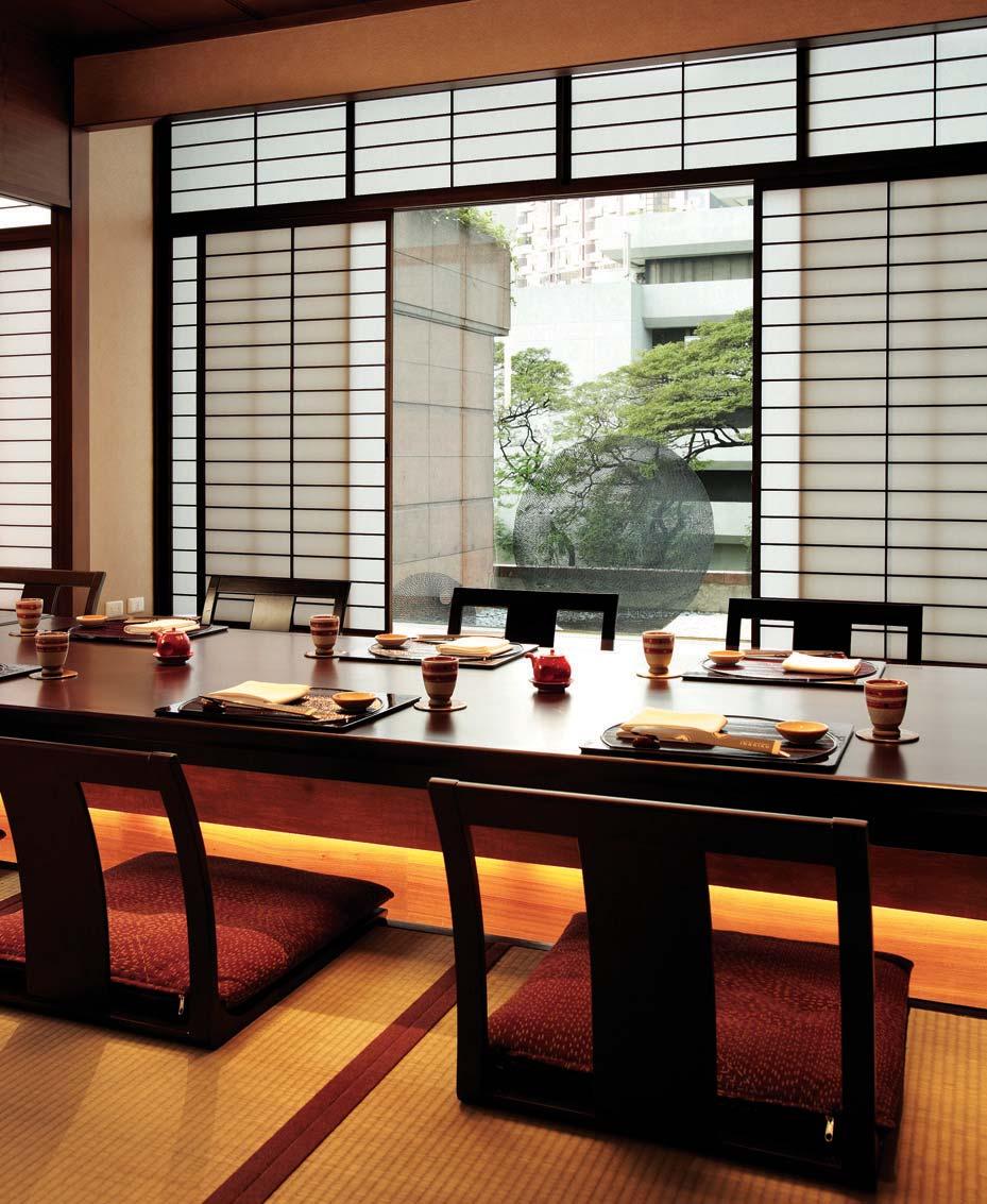 lunch at inagiku was as much a feast for the eyes as it was for our palate. We were greeted by the myriad of colours on a put us at ease and in the mood for nothing but Japanese.