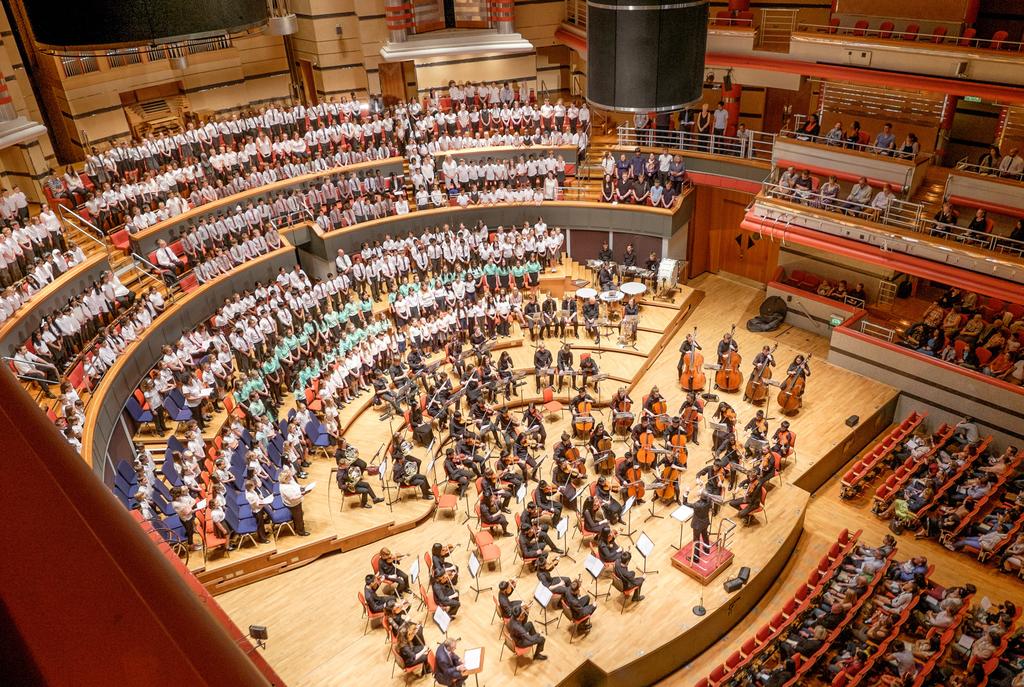 The vision was to share KES/KEHS Symphony with primary-age pupils from across our city; to perform together at Symphony Hall, to make music and meet each other, and to build relationships and links
