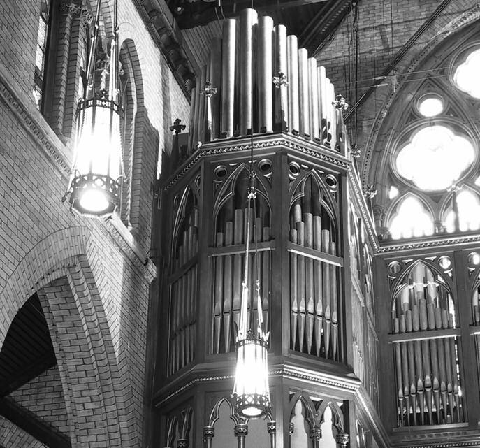 CRESCENDO NEWSLETTER OF THE PHILADELPHIA CHAPTER OF THE AMERICAN GUILD OF ORGANISTS IN THIS ISSUE.