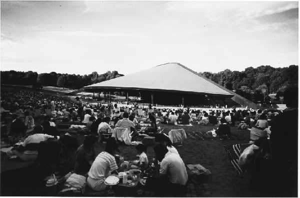 Music Pavilion History Suc c ess Leads to More Facilities Minnie Gugenneheimer Shell - 1965 Saratoga -1966 Merriweather Post -1967