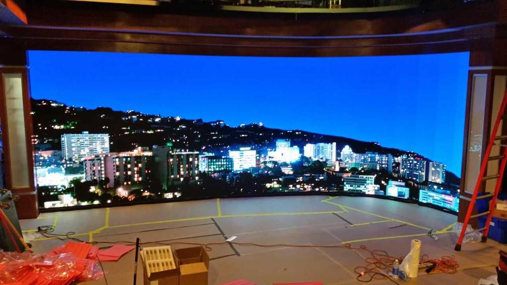 ABC - Jimmy Kimmel Live "J" Shape TVH1.6 31.5 feet x 8.86 feet, 279.