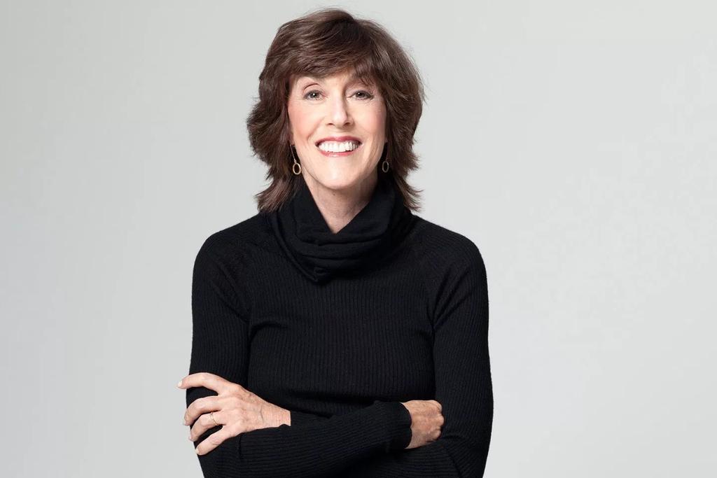 ENTERTAINMENT EXCLUSIVES WRITER ON NORA EPHRON by : CARRIE COUROGEN 1 YEAR