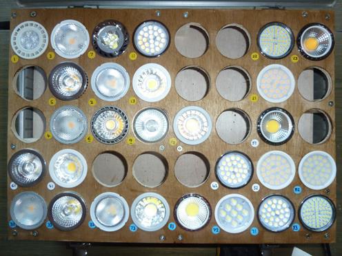 Organisation of Kit The upper tier contains GU10 (mains) bulbs, the lower tier MR16 (12V) bulbs The bulbs are organised with beam angle increasing from left to right, and by colour from top to bottom