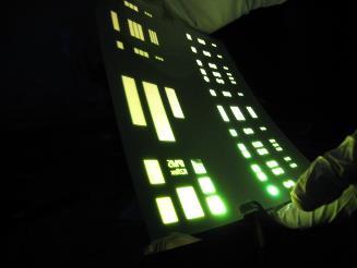 R2R OLEDs on flexible glass encapsulated with