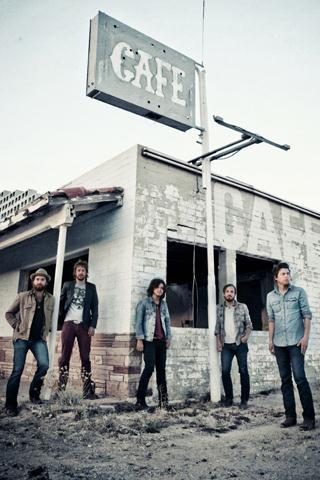 Listen Up: The Wild Feathers' New Country-Rock Song, "Got It Wrong" July 24 9:00 AM by Emily Zemler Nashville s The Wild Feathers arrived at their self-titled debut album in a roundabout way.