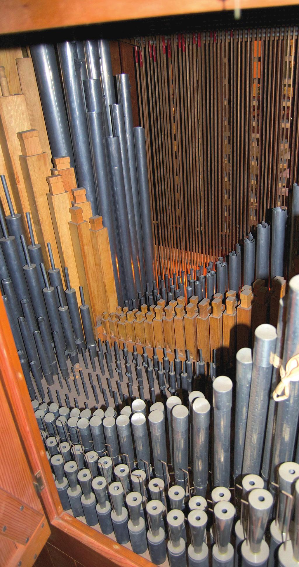 The Nigel Church organ Nigel Church specification Great (CC g, 56 notes) Principal Chimney Flute Spitz Flute Nazard Fifteenth Tierce Echo to Great (by pedal) /3 13/5 IV V Echo (enclosed, 56 notes)