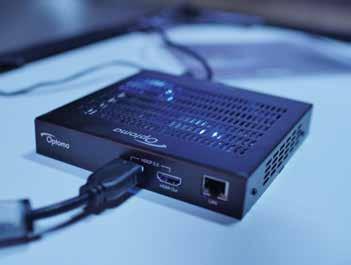 Supported solutions - Chameleon 4K scaler-switchers Supported solutions - Edge blending / HDBaseT The Chameleon 4K scaler-switchers are a range of high performance image scalers based on Calibre s