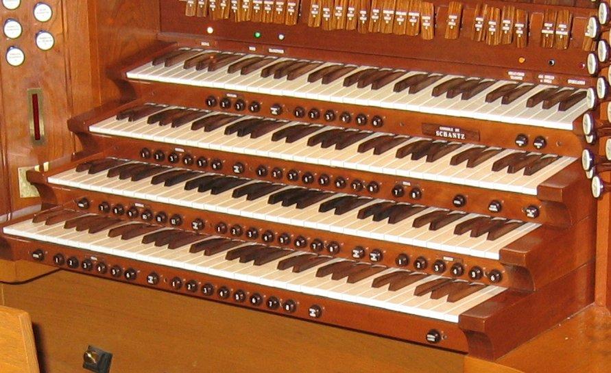 Organs can have 1 to 4, or more keyboards.the "manual" is a keyboard for the hands, and 2 or 3 manuals are standard. An organ of 4 manuals or more would be a large organ.