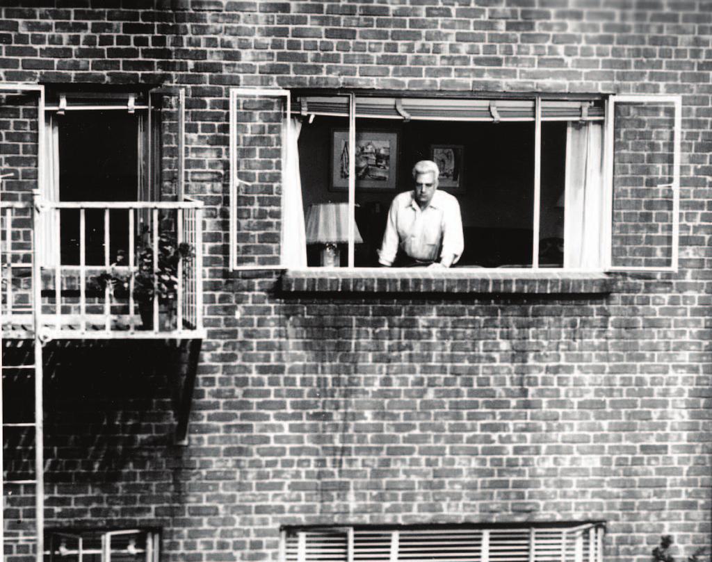 Channeling Rear Window 97 Thorwald s gaze anticipates the final mad look of Norman Bates/Mother glowering into the lens, acknowledging, recognizing, knowing the spectator s presence.