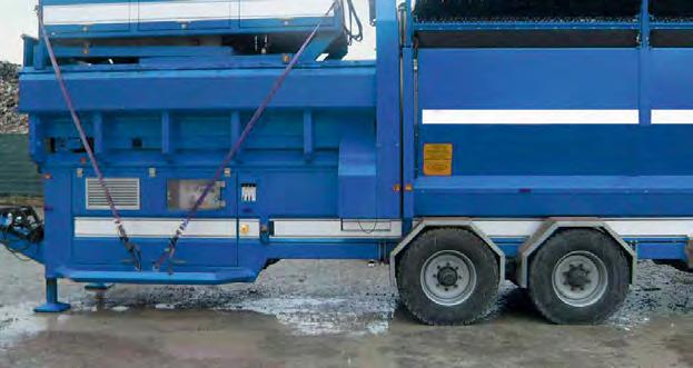 panel Mobility: The R 60 Screening Panel can be transported on the infeed hopper of a T 50 or T 60 using hydraulic folding supports and a mounting for the