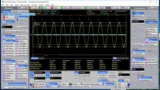 Software evolution The 9200 and 9300 Series oscilloscopes were supplied with different software.