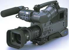 DSR-390P One-piece Camcorder Compact and lightweight: 6.