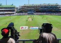 DVCAM in action DSR-DR1000P IS A STAR PERFORMER AT ICC CRICKET WORLD CUP 2003 SABC USES 28 DVCAM HARD DISK RECORDERS FOR OUTSIDE BROADCAST VEHICLES AND PORTABLE KITS Broadcasting to an estimated 1.