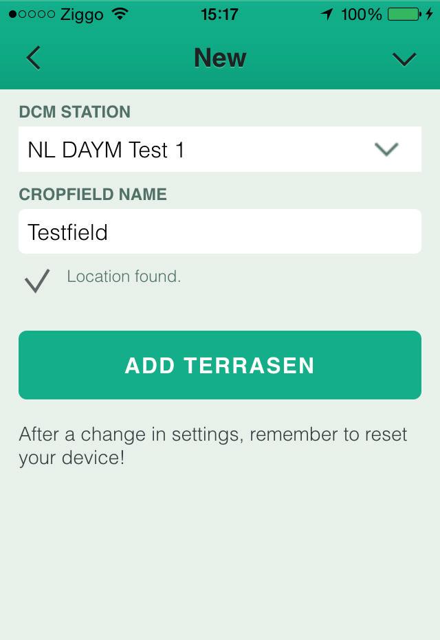 Because you gave permission to use your location when installing the TerraSen app (step 2), the geographical location for the TerraSen station will be stored. g. Switch on the DSG and finish the installation Switch on the DSG by moving the magnet in the twist tool once from top to bottom on the right side next to the solar panel.