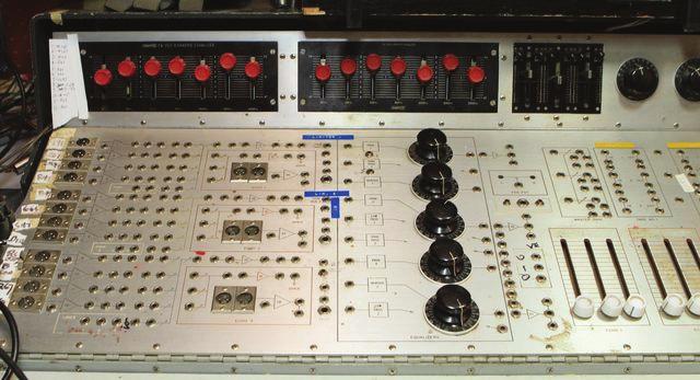 An Olde School Langevin Mixer Rick Chinn Uneeda Audio This is a classic mixer with fixed gain blocks, slidewire faders, passive mixing networks, passive equalizers, etc. EVERYTHING IS PATCHED.